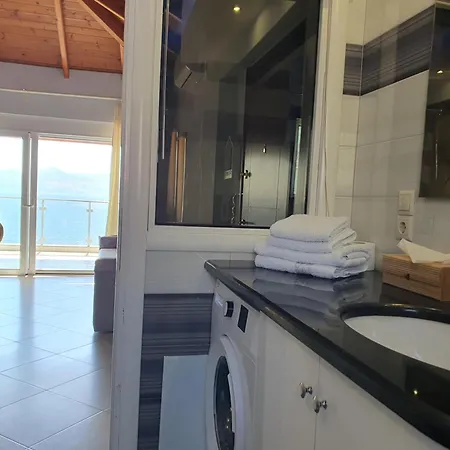 Anna * Sarandë
