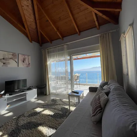 Anna Apartment *